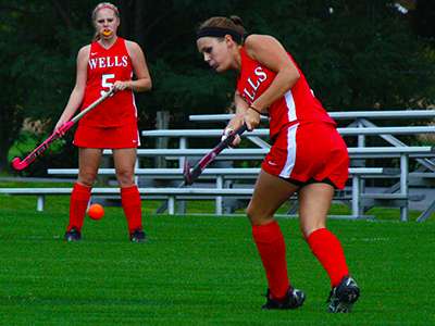 Lakers Set Down Field Hockey, 4-2