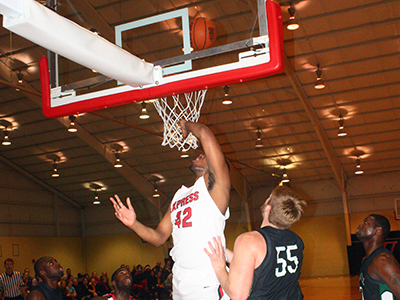 Paul, Simmons Pace Men&rsquo;s Basketball In First NEAC Victory