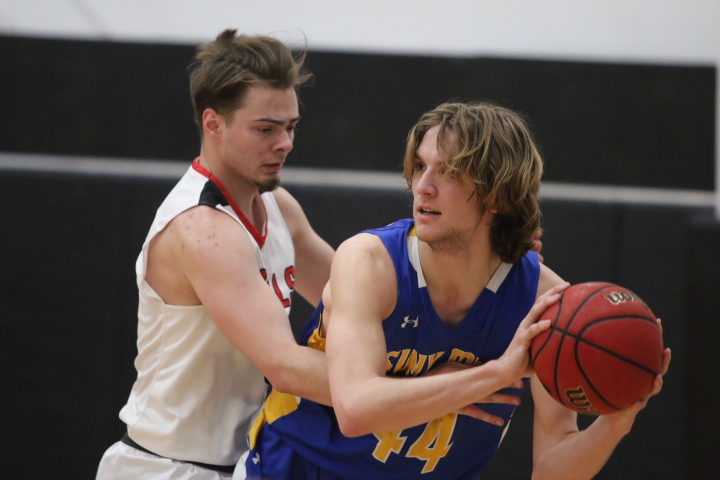 Men&rsquo;s Basketball Team&rsquo;s Rally Falls Short
