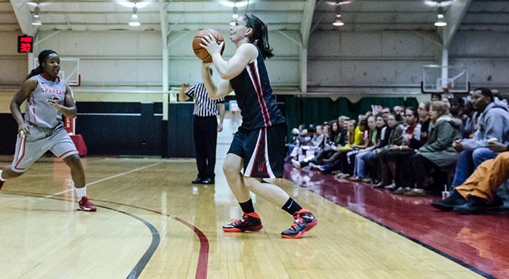 Women's Basketball Wins Low-Scoring Affair At Keuka