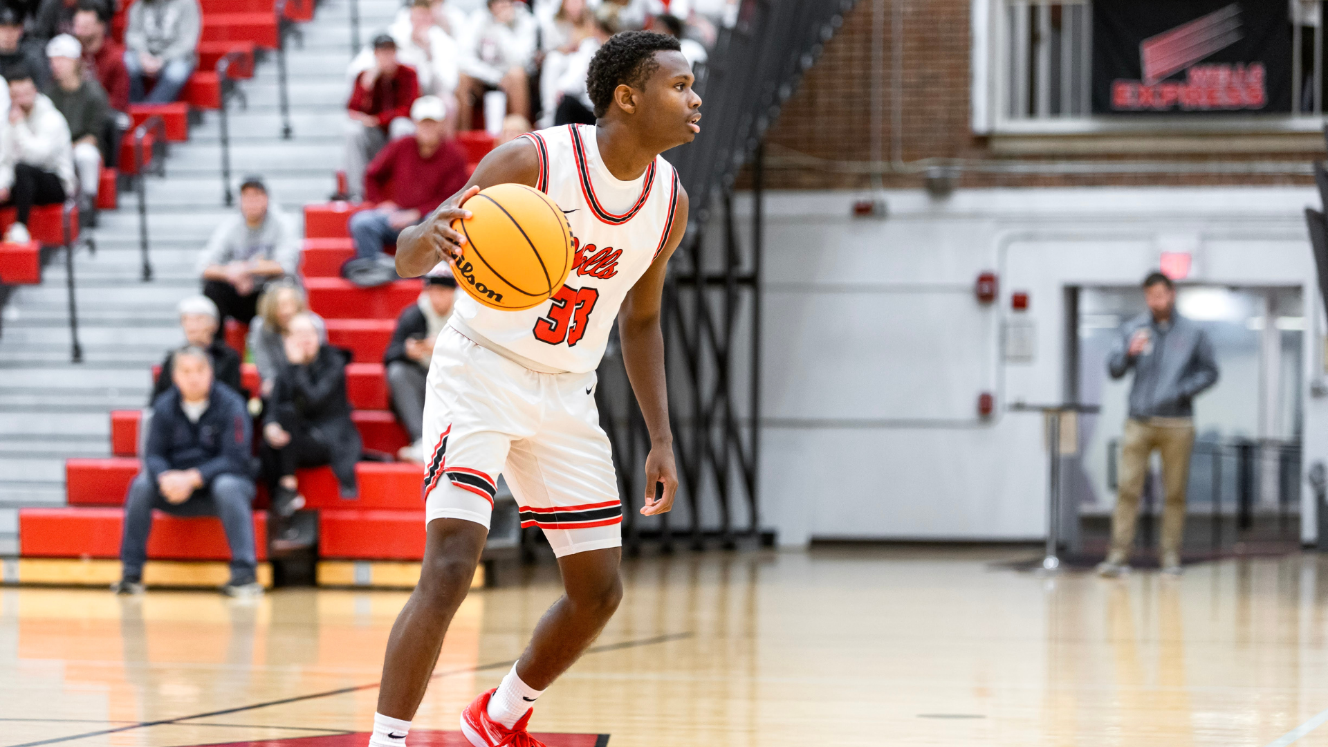 Men's Basketball Falls In Home Conference Opener