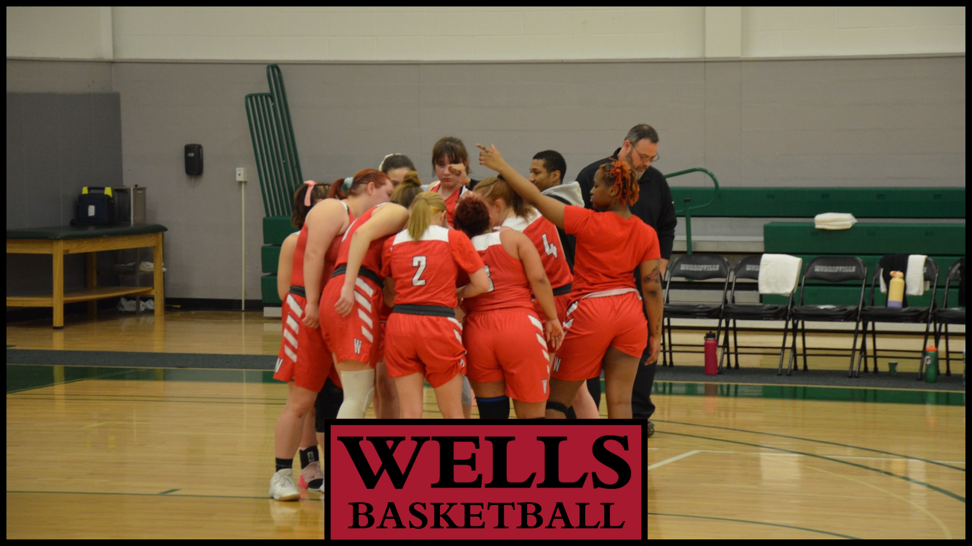 Women's Basketball Hosts The Highlanders