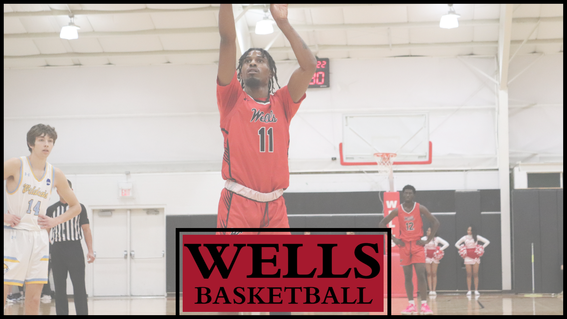 Men's Basketball Defeats Hilbert At Home